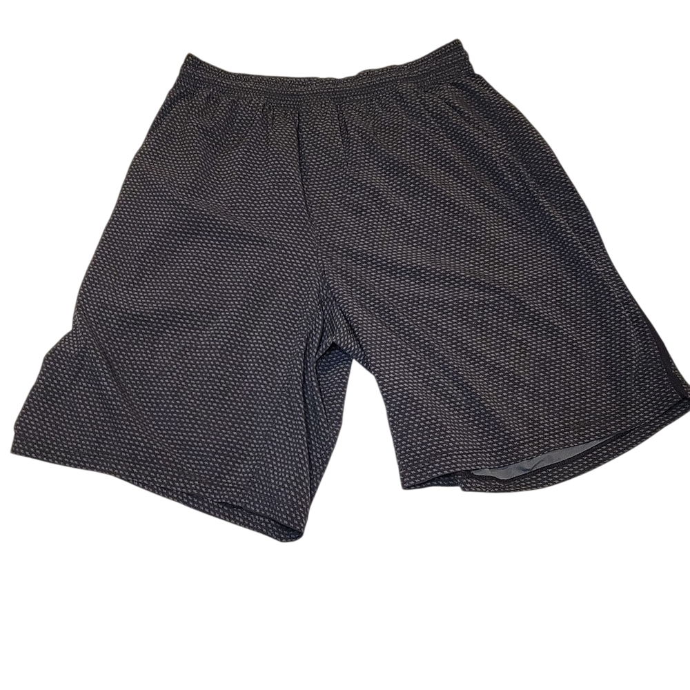 Lululemon Black Athletic Shorts with Moisture-Wicking Fabric Men's Size Medium